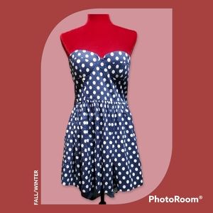 Strapless retro polka.dot dress